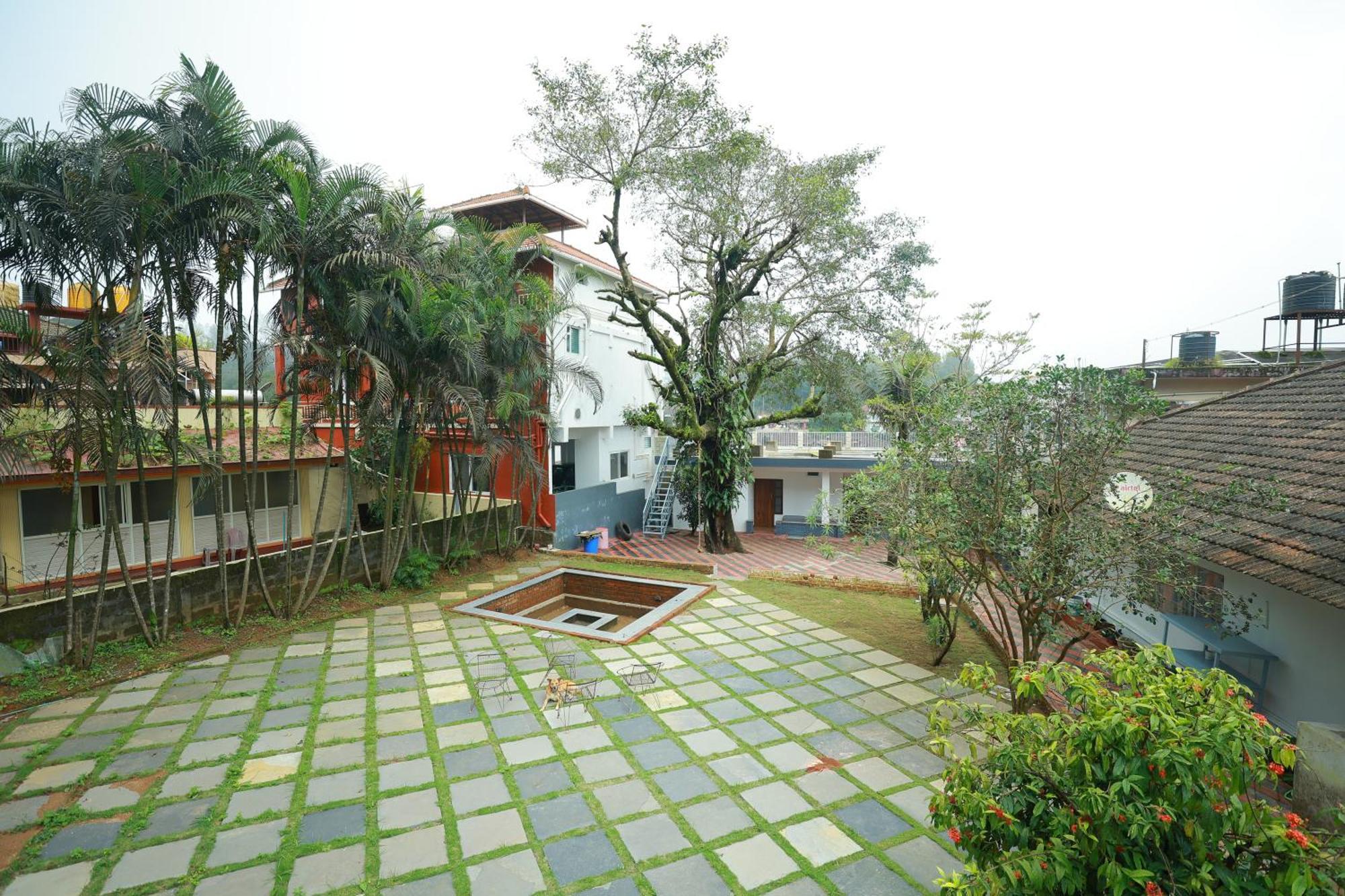 Ayla Homes Madikeri Exteriör bild